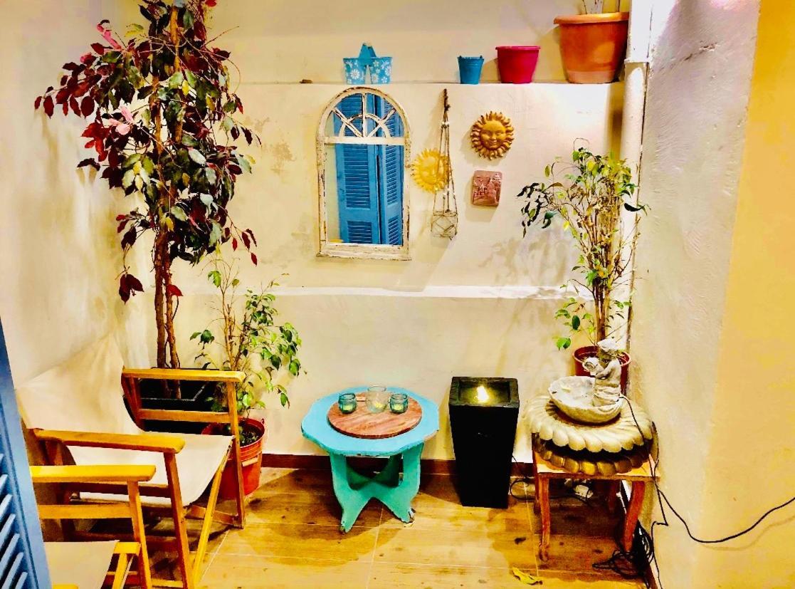 Piraeus Blue Grand Suite di Giorgio 10 mins from the port. Extérieur photo