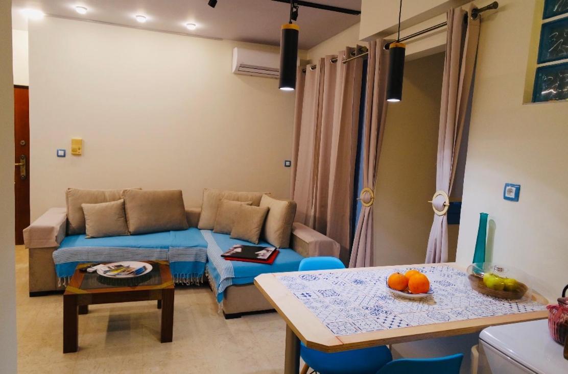 Piraeus Blue Grand Suite di Giorgio 10 mins from the port. Extérieur photo